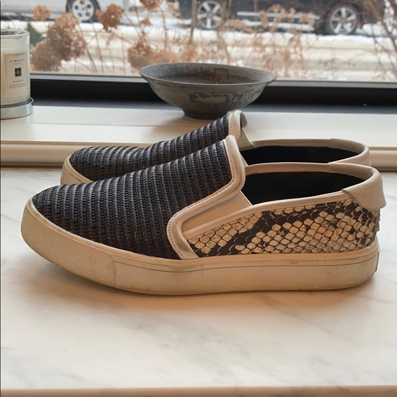Vince snakeskin sneakers size 7.5 - Picture 3 of 6